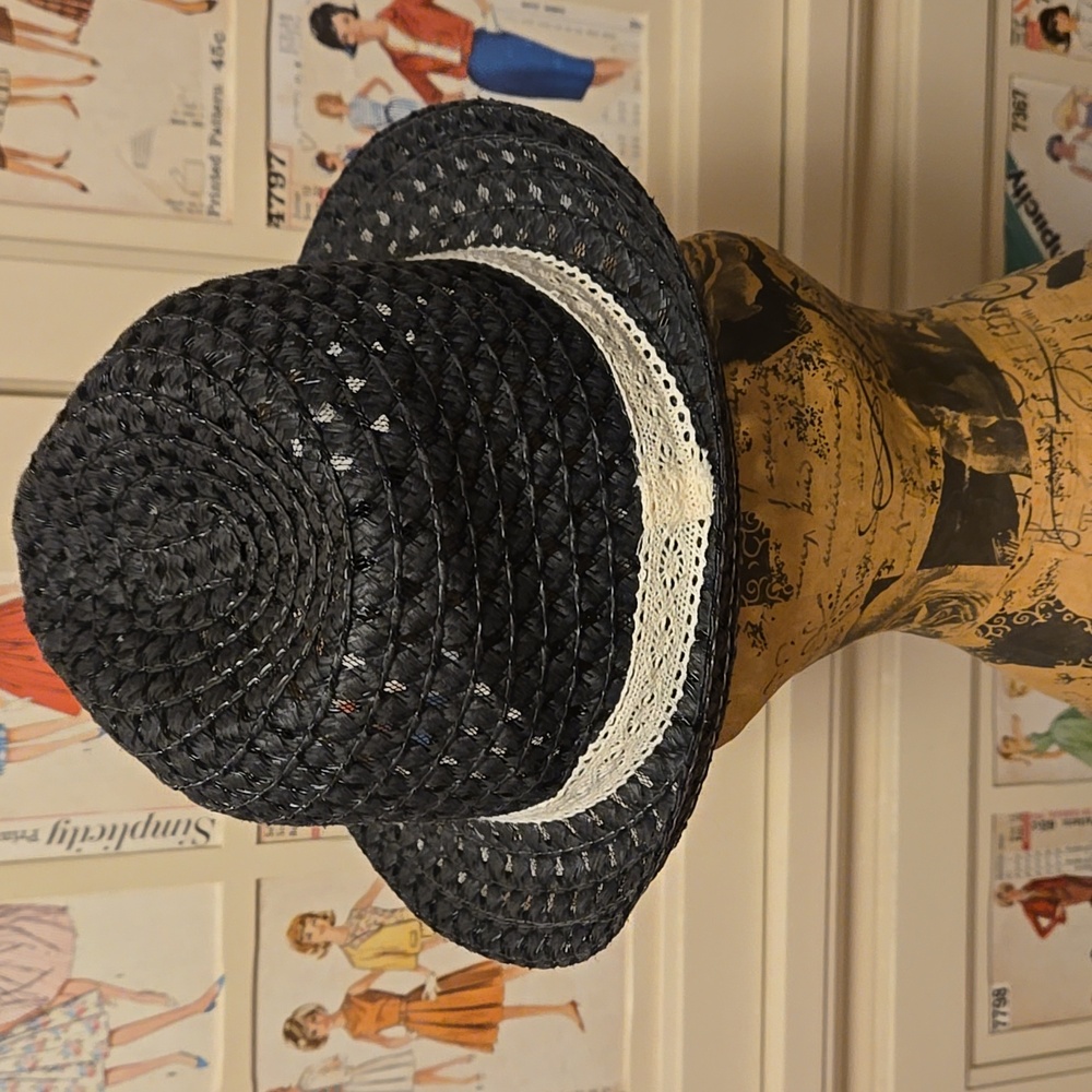 Black Straw Derby Hat - image 4